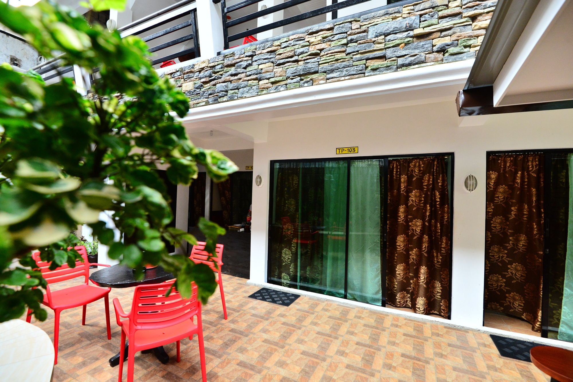 Balabag  Travellers Pad Boracay旅舍 外观 照片